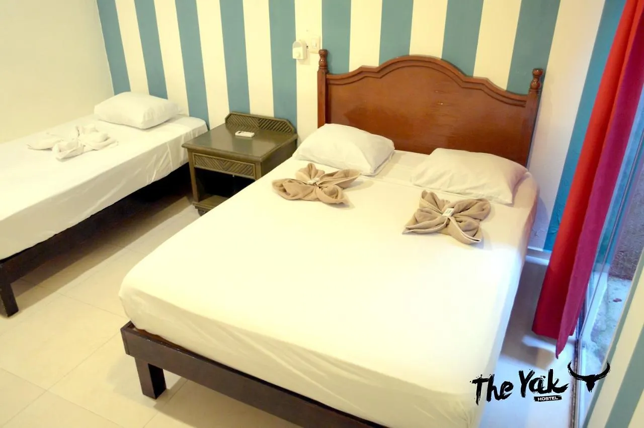 The Yak Hostel Playa del Carmen México
